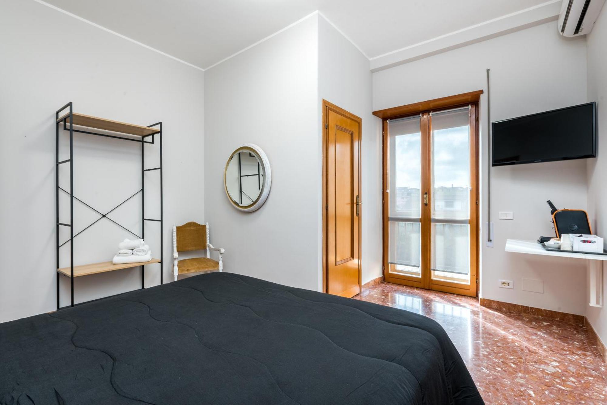 Travelershome Ciampino&morena Gasthof *
